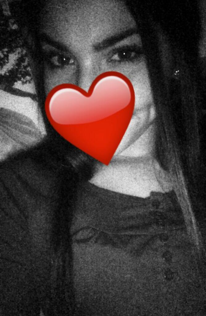 Samiahdj tweet picture