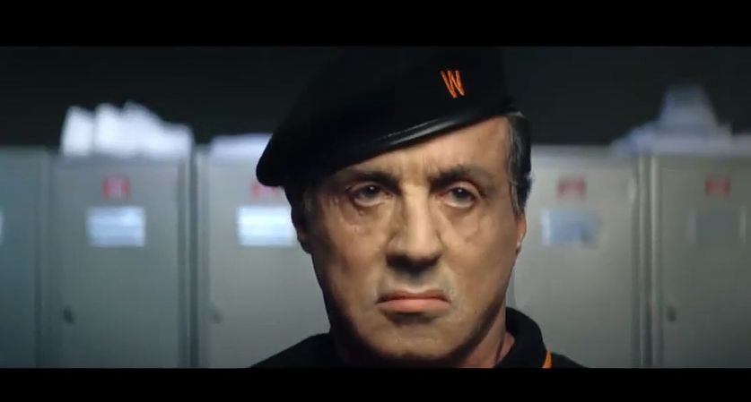 LaOrejaNow's tweet photo. Bizarrísimo spot con Stallone, en los estrenos de @LaOrejaNow. #CórtameElPárpado http://t.co/7U3WfJ4Tdl http://t.co/nckFwd6lkH