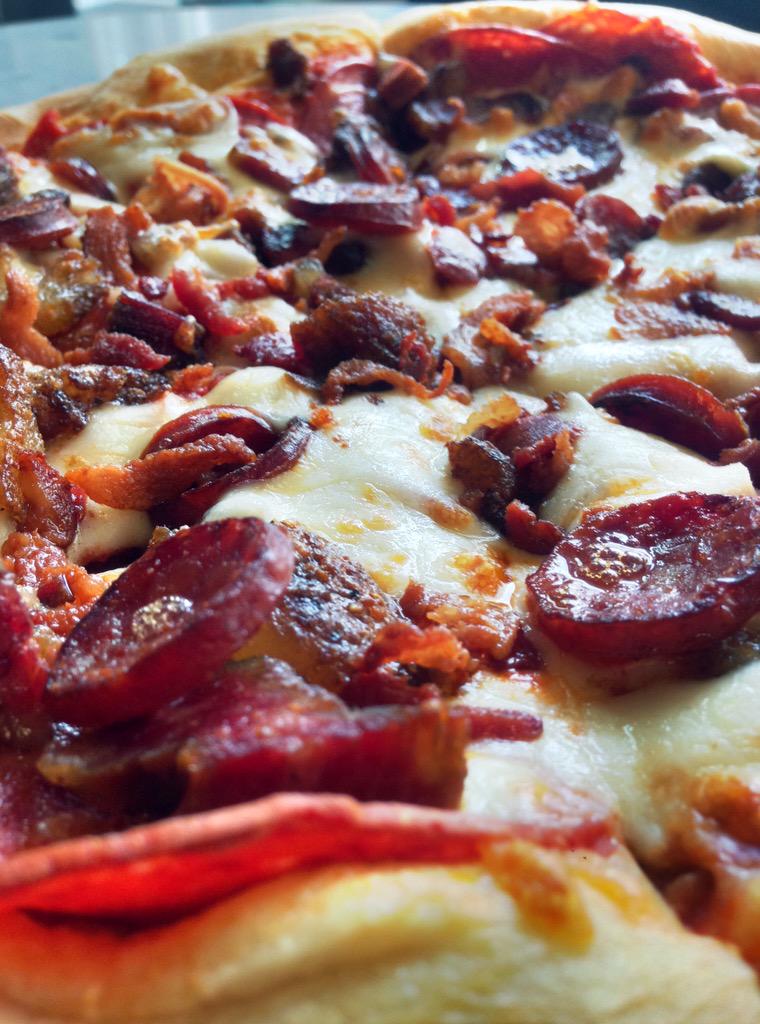 townshipbg's tweet image. Our #feature today is Meatsa #Pizza! You might need a nap after this one! #yyceats #yyc #LunchTime