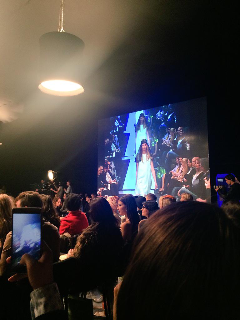 ELLE Slovenija tweet media