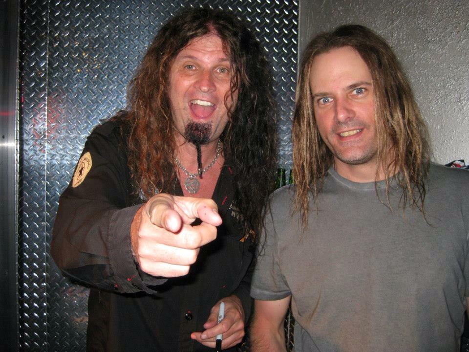 DarrellDWaRf's tweet photo. #DWaRfNation The Thundering Rock of the @KillerDwarfs #drums #bass #DarrellDwarf #JohnnyDwarf http://t.co/j8fi6n4Zrw