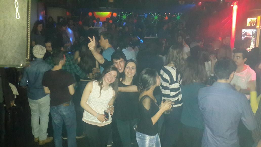 YasayanOdtu's tweet photo. Livebrary'den kareler 🎉🎉🎊 http://t.co/OkqSOshbcJ