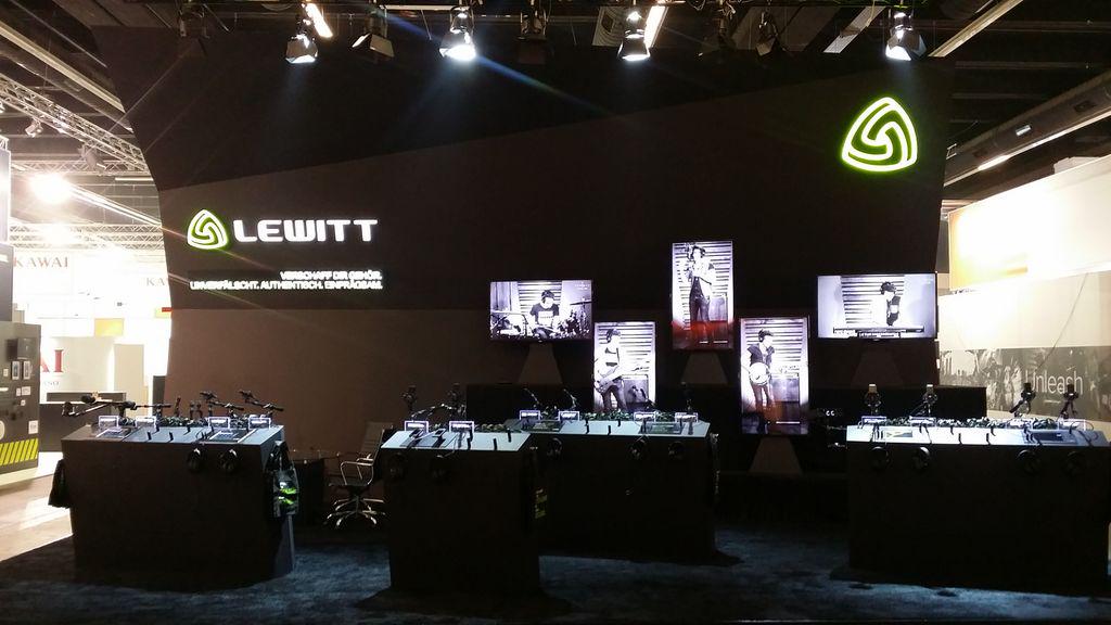 LewittAudio's tweet photo. All set 4 #musikmesse2015 ... only missing thing is you know! Hall 5.0 // C45 #LCT940 #LCT640 #LCT450 #DGT650 #MTP550 http://t.co/2HBKrKw7aL
