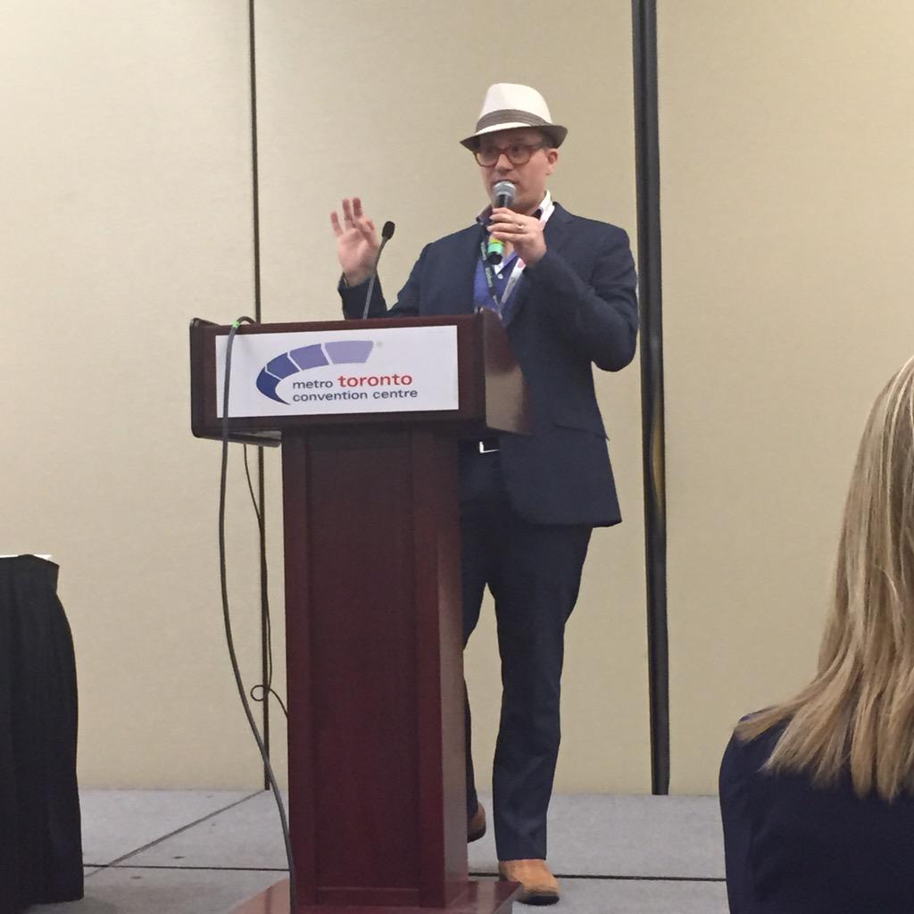 EvolvedEnt's tweet photo. Great #Contentstrategy from Arthur @fusionevents #Internet #Marketing 101 #EventProfs #CSELive2015 #weddinglounge2015 http://t.co/DpnV4zE4hI