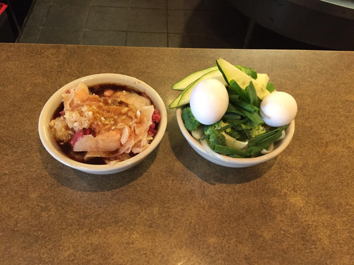 drewscates's tweet image. A little mongolian action for lunch today. #recipeforsuccess #2Eggs #eatup