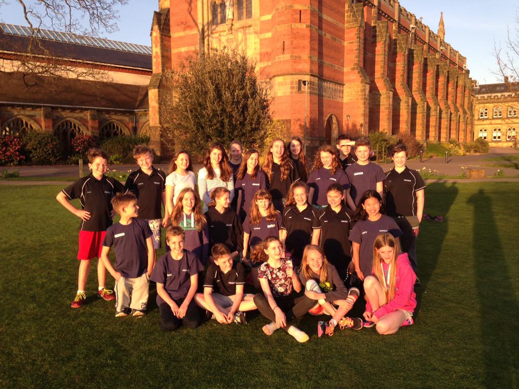 sikillick1969's tweet photo. @RTWMonsonSC @WesselsAB Swim Camp #teamatesforever http://t.co/t00EWtzAla