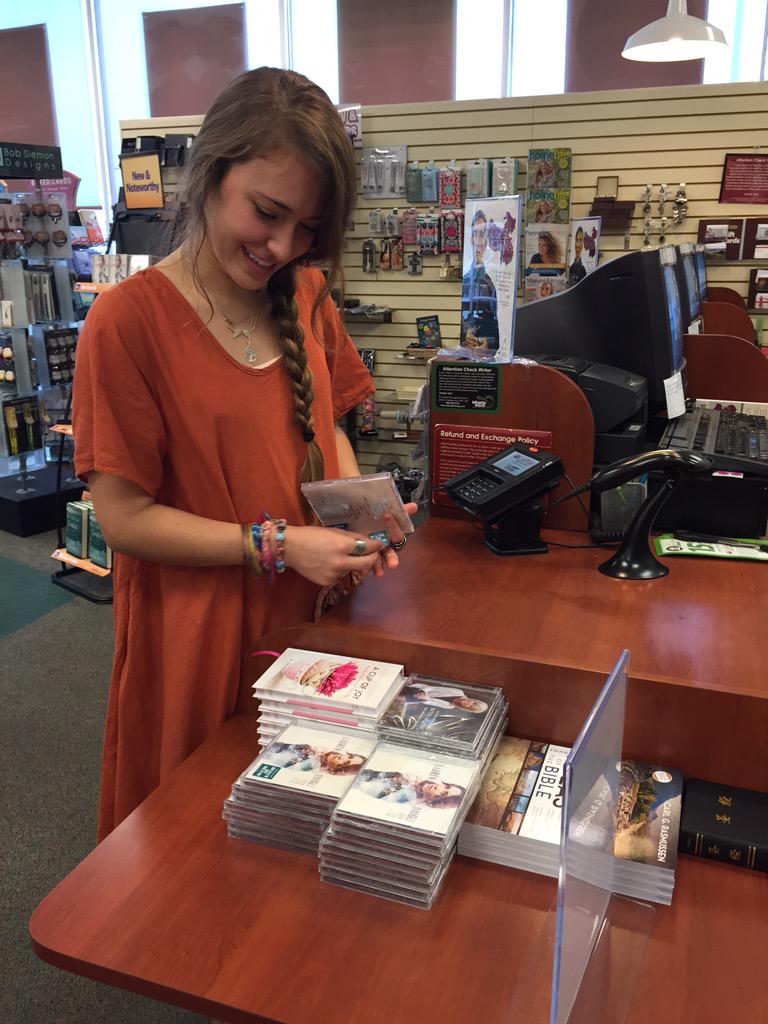 Centricity's tweet photo. Hey @LifeWay_Tunes! We stopped by the store in Monroe! http://t.co/jYGdWqh15A