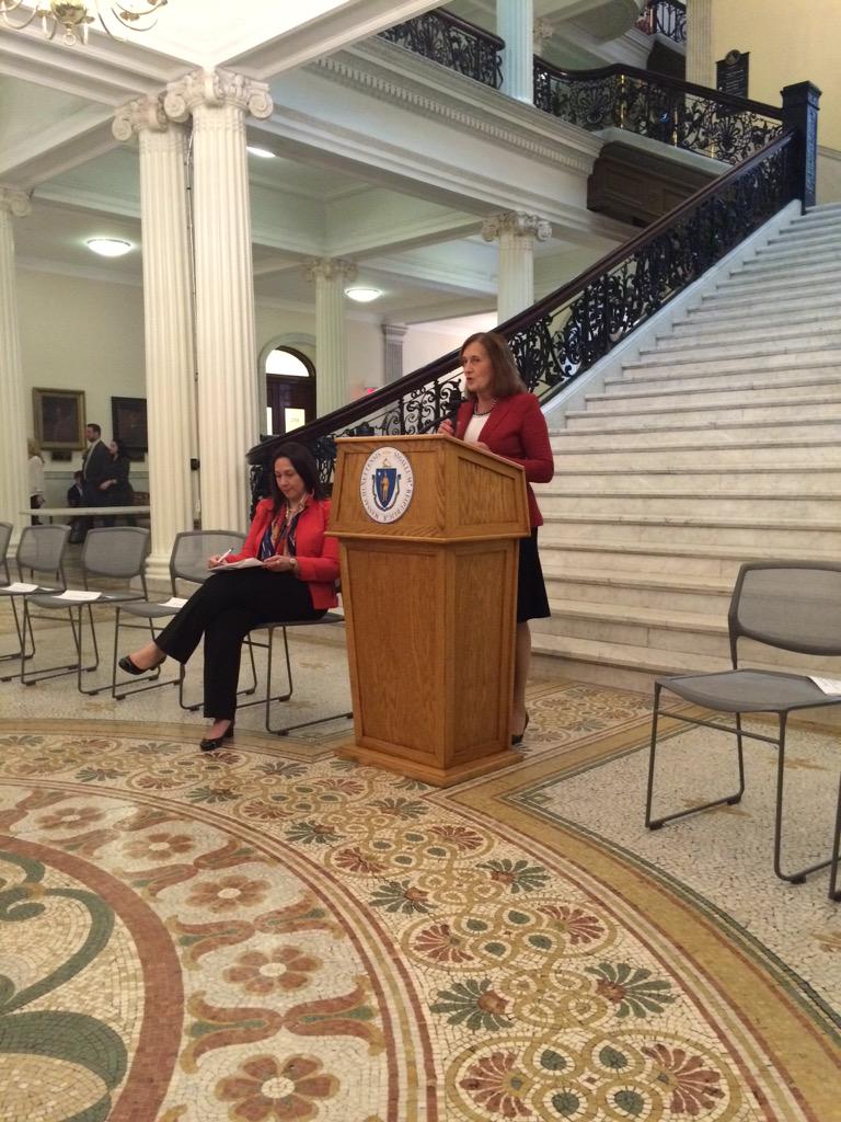 @MASSTreasury on Day 1 created office of economic empowerment, made #WageEquality a priority issue #EqualPayBill15