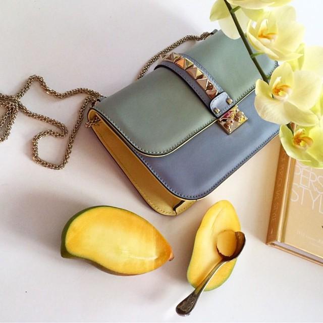 amaliago1988's tweet image. Fresh fashion. #lockbag image via @fashion_dessert7 ift.tt/1FG6t4T