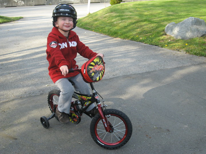 TeamKeian's tweet photo. Happy 8th Birthday, Keian<3. Our son, our inspiration, our reason. You are missed. You are loved, always xox http://t.co/X1gu7RzT7O