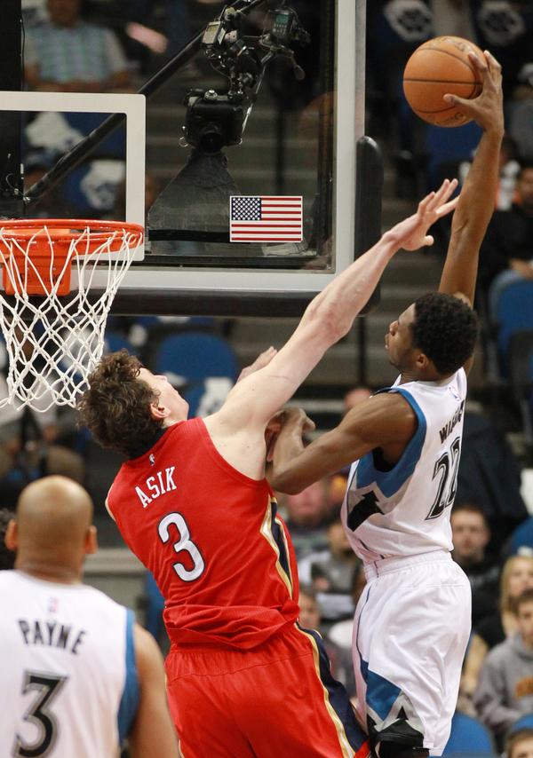 NBATV's tweet image. .@Sprite Dunk of the Night: Andrew Wiggins posterized Omer Asik. WATCH: on.nba.com/dunk #SpriteSlam