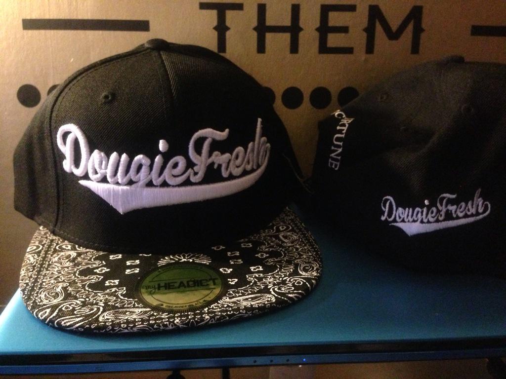 DougieFreshDJ's tweet photo. Nahhhh my brother @ChuckTayOnline set levels for gift giving this year! I'm so gassed 🙉 #customheadgear http://t.co/1AaXeou08g