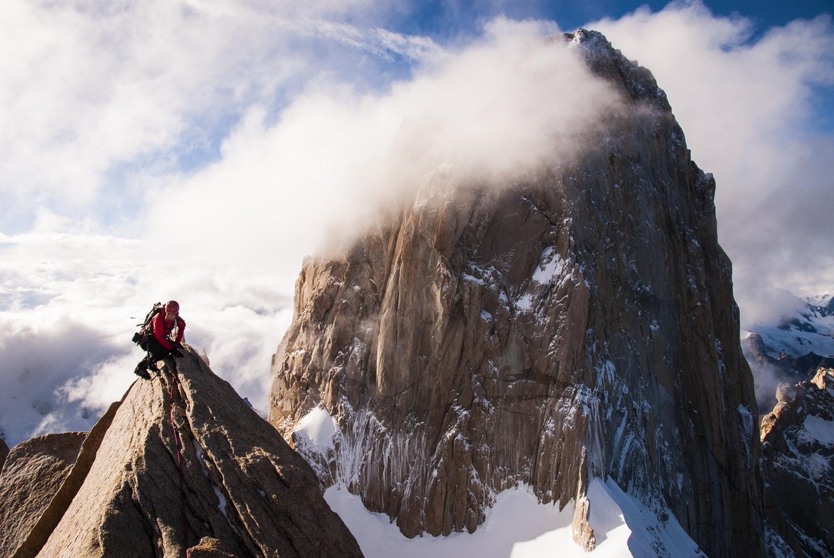 patagonia's tweet image. Lazy Sunday? We've got you covered with FORCE the film by @DTTBcreate: pat.ag/FORCEfilm