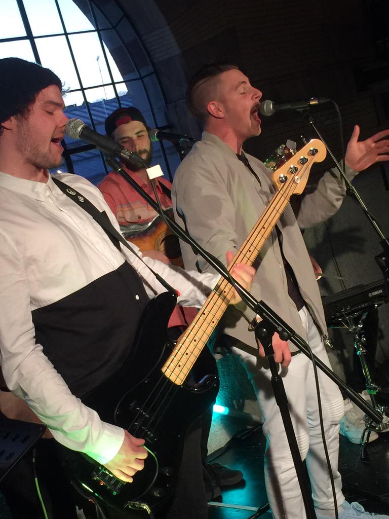 lethirdfloor's tweet photo. Live at Metropolis! Very cool! @ThisMetropolis #MetropolisSessions #sessionsspinup @MetropMastering http://t.co/hsBPbTKR09