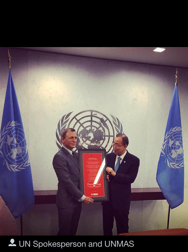 unaseattle's tweet photo. Now that's a power duo... @secgen and #DanielCraig... Land mines beware! #licensetosave #nomoremines #bestbondyet http://t.co/nRtJlUMVR4