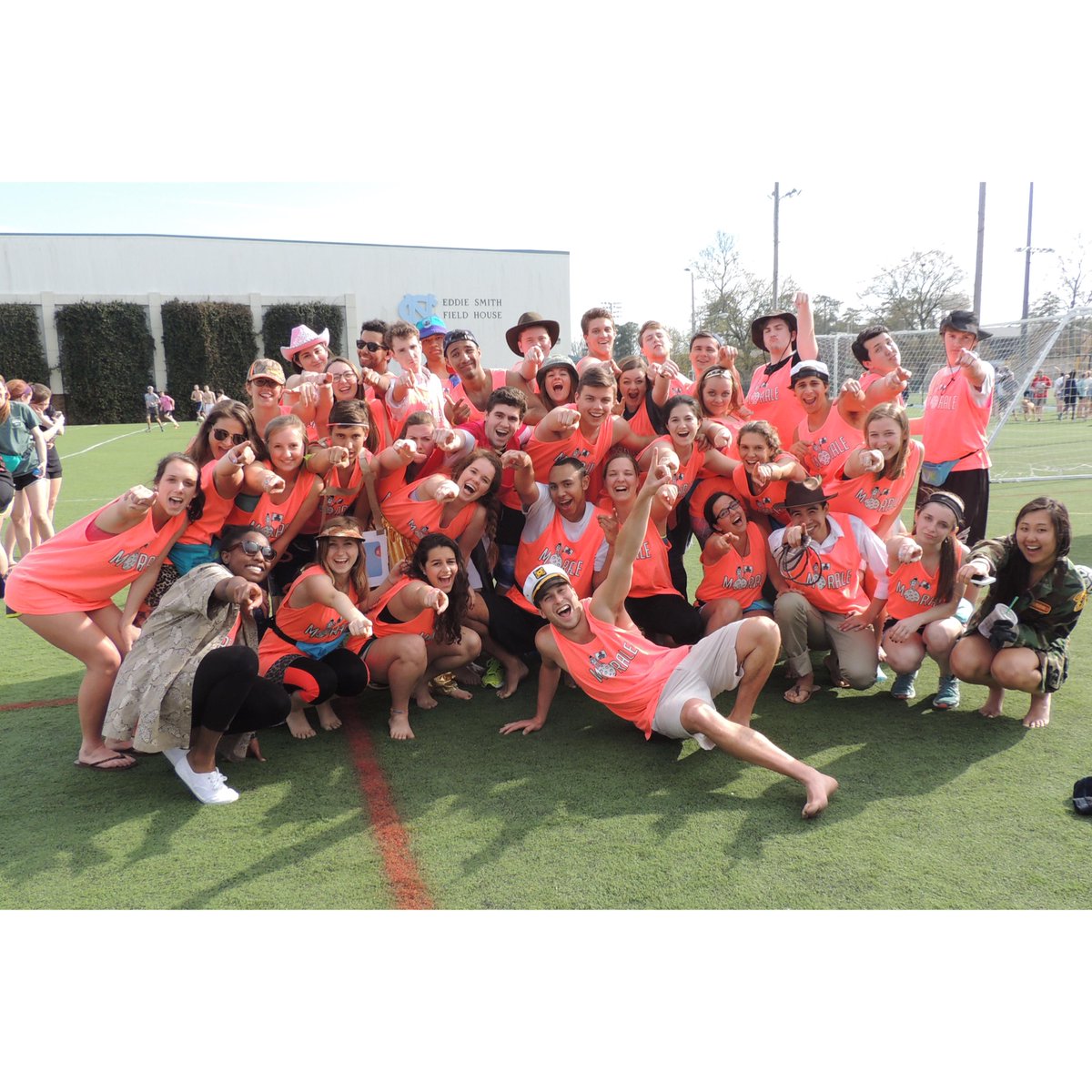 UNCAdmissions's tweet photo. With 700+ orgs. to join, 1 student shares how he had fun & made a difference on #TarHeelBlog http://t.co/gTvLC8X2s8 http://t.co/KxUGDCGUBh