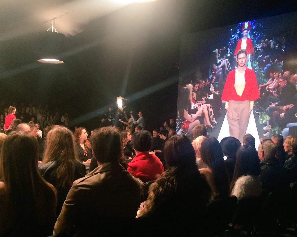 ELLE Slovenija tweet media