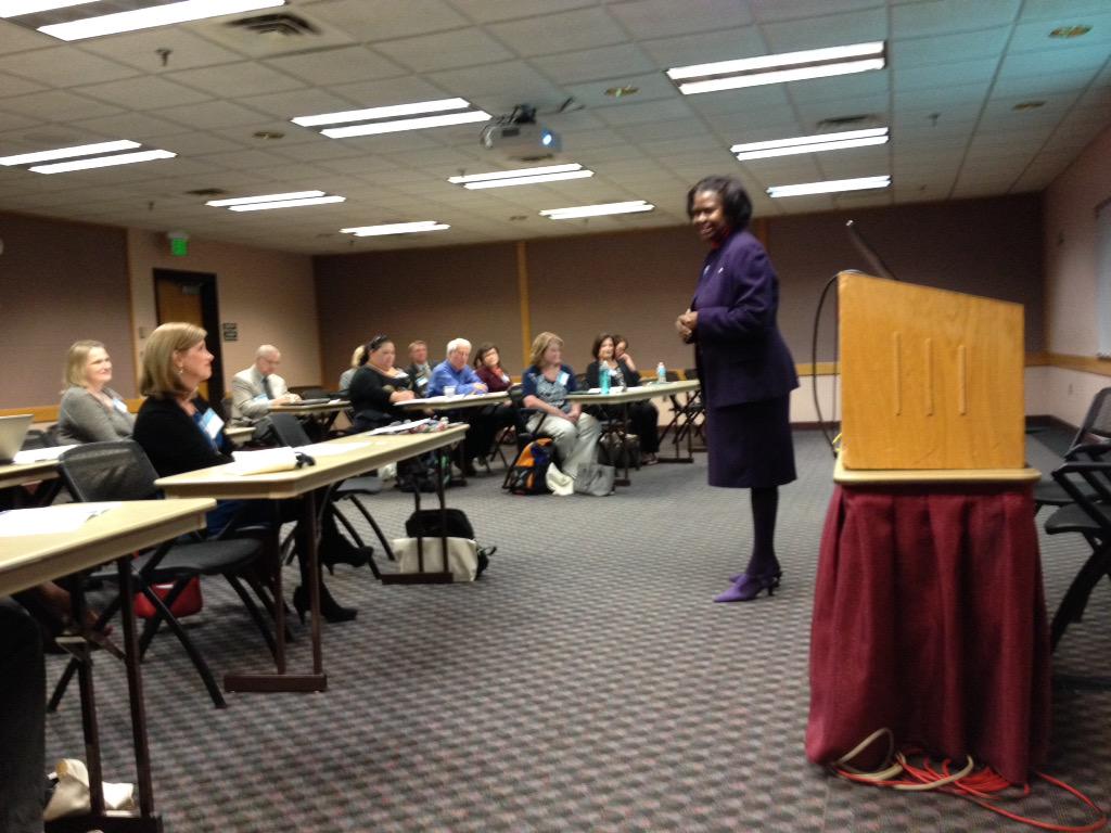 c_helmstetter's tweet image. Thanks to my great co-presenters! @bostonsci&apos;s MarileeJGrant &amp;amp; @Ecolab&apos;s @JamiceObianyo #CompassSTEM #PLEP2015