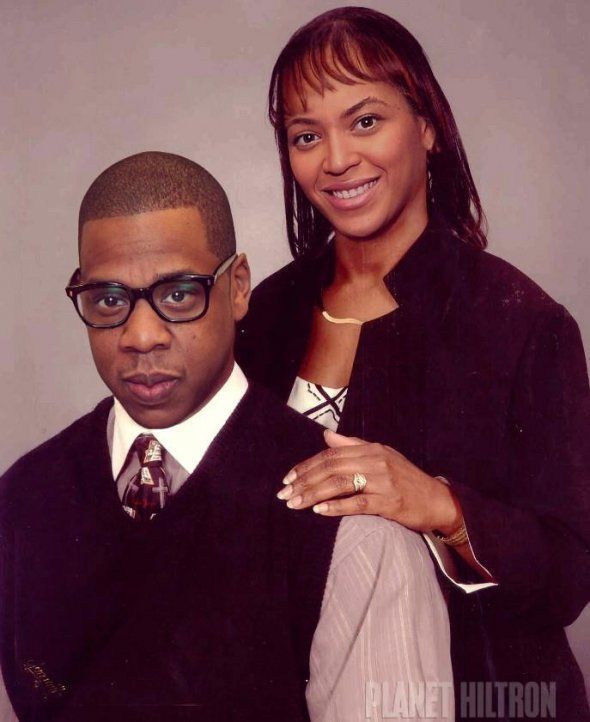 santiciantrip's tweet photo. What Celebrities Would Look Like If They Were Average Americans I laughed the whole way through! Lol http://t.co/fjo8YxU8YQ
