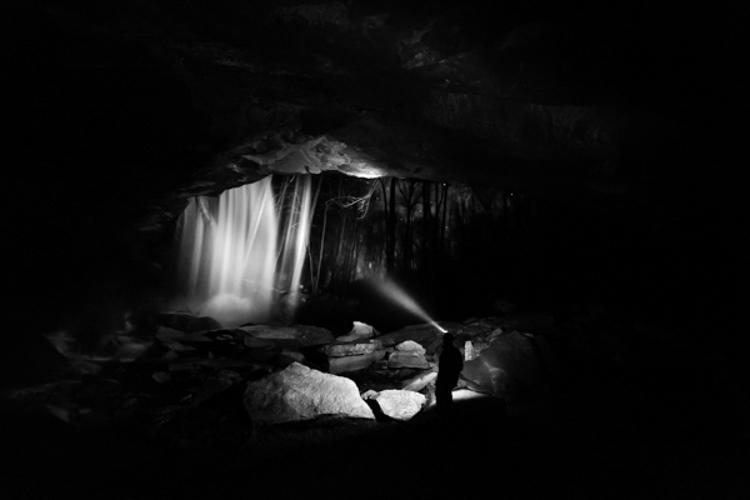 PhotographStory's tweet image. Shooting Better Waterfalls: Five Tips for Improving Y... #PhotographyTipsandTutorials goo.gl/dQBXxT