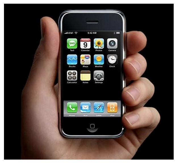 neilcybart's tweet photo. The original iPhone now seems so small it looks photoshopped. http://t.co/cOBG2C3wzk