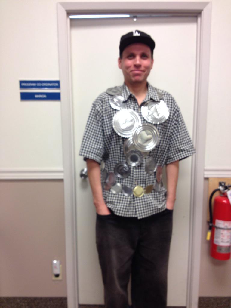 Barrie_LC's tweet photo. Lots of creative work happening in Art class at the BLC. Well done Erwin, you look awesome!
@SCDSB_Schools http://t.co/tt7BJds1km