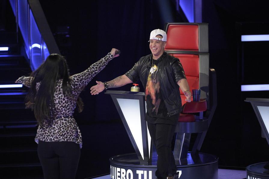 LaVozUS's tweet photo. Si pudieras conocer a uno de nuestros coaches, ¿qué le dirías? #LVK http://t.co/kt5g69Ey19