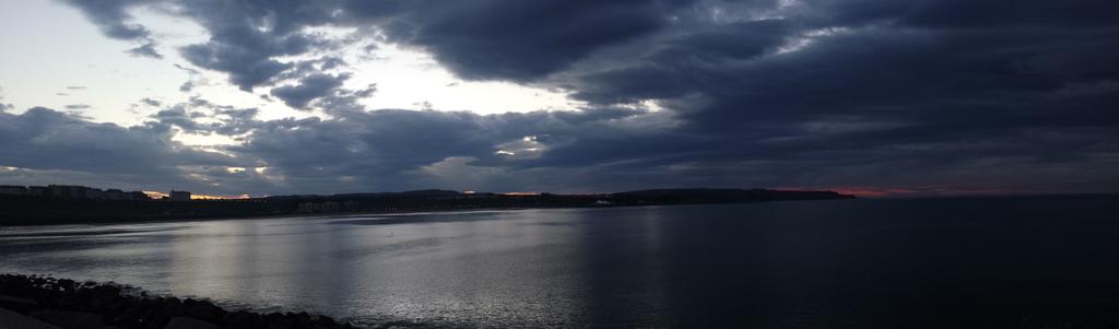 Sunset <a href="/Scarborough_UK/">Scarborough UK</a> @YorksCoastRadio <a href="/IFYorkshire/">i-Yorkshire</a> <a href="/in_Scarborough/">In Scarborough</a> <a href="/ScarboroughUK/">Visit Scarborough</a> <a href="/w_scarborough/">WonderfulScarborough</a> <a href="/LoveScarborough/">Love Scarborough</a>