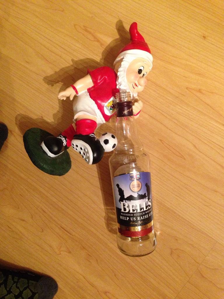 gracekington's tweet photo. @b_gem123 @Footyames I can see it being a long night. I've had2 hide the grey goose. He's already nailed the bells🙈 http://t.co/58nNigk0pM