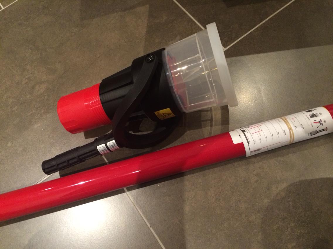 edgsecurity's tweet image. Our new #NoClimb  #solo smoke testing kits have finally arrived. Weight of these 6m poles should test the old arms!