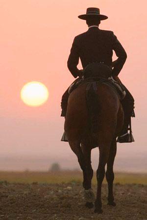 Cuando el sol de media tarde... Pintaba tu sombra y la mia...