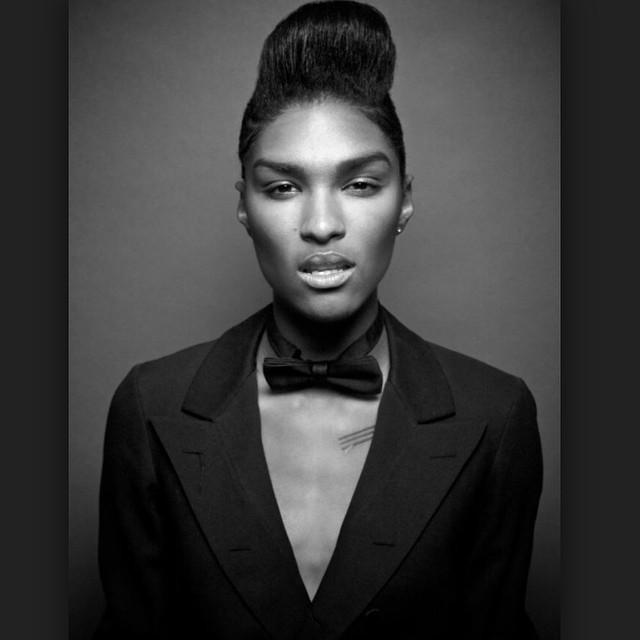 laurenlebeaux_'s tweet photo. 99% of #XORadio listeners suffer from increased fabulosity...get your fix -> http://t.co/U76yEuJ83v #arifitz #misfitz http://t.co/KOC9f5fo9u