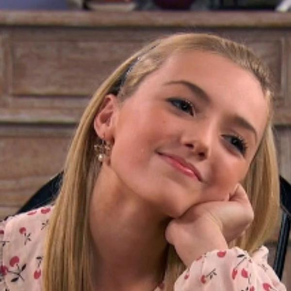 kissesfortinu's tweet image. @PeytonList payton list plaiying #EmmaRoss in disney chanel
Love you
Follow me