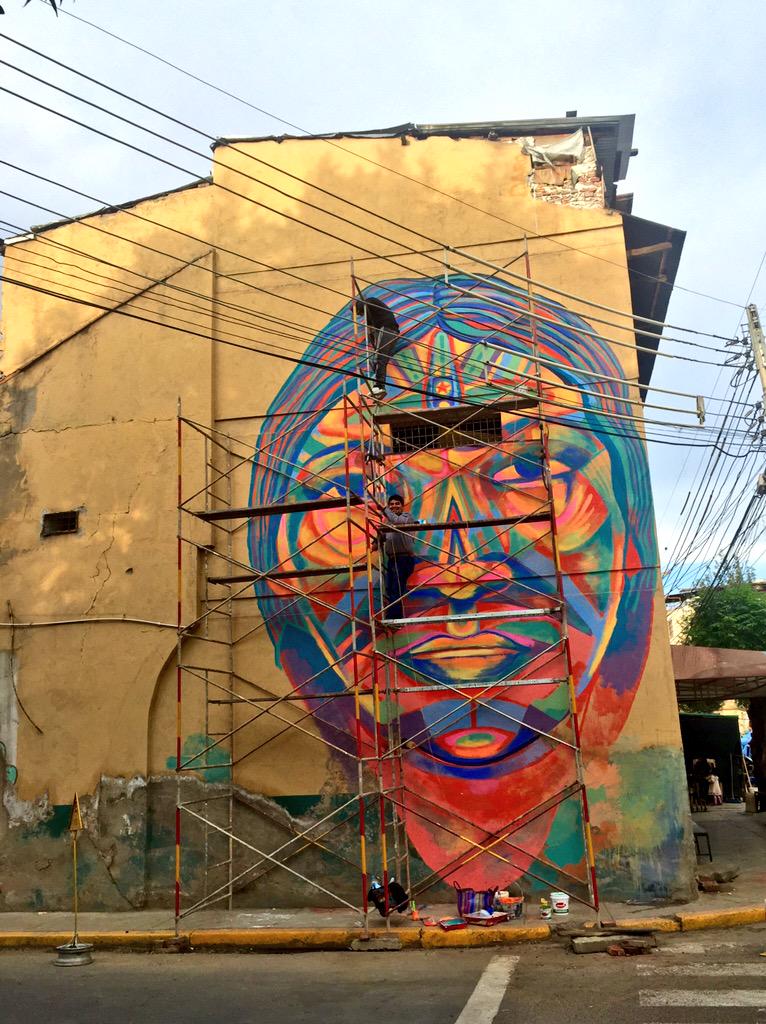 arquitecta's tweet photo. La #BAU2015 ya está llenando de color los muros de Villa Coronilla #Cochabamba #graffiti #StreetArt #mural http://t.co/1Xfrqy7etu