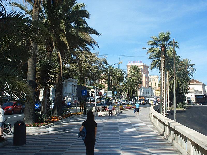 pogbajvtb's tweet photo. #jeseuispogbajvtb bravi, bien! bello risultato. Vi confermo che ici a Montecarlo è una passeggiata. Forza Juventùs! http://t.co/hhZcnikPoG