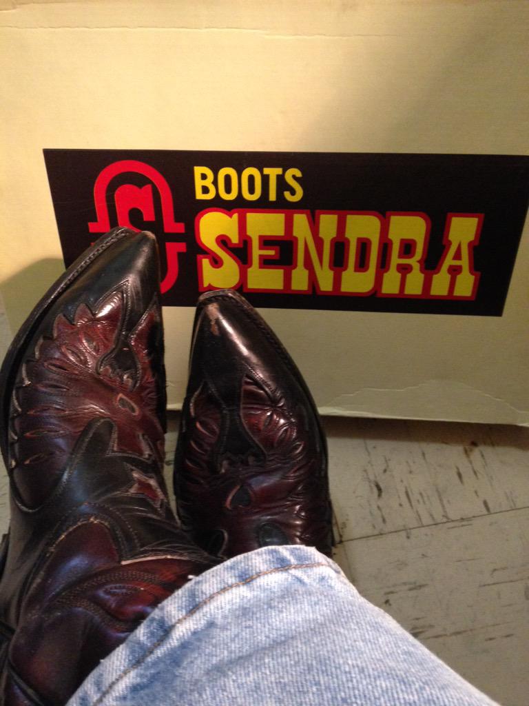 thebootbroker's tweet photo. Sendras came today!! #sendras http://t.co/yAl61ecaCN