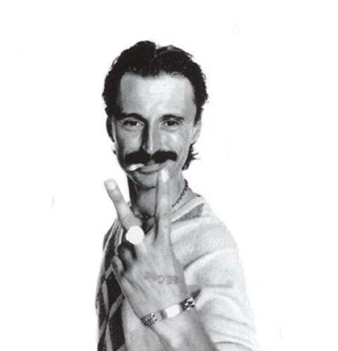 Happy birthday Robert Carlyle. A told ye to bring the fuckin cairds ya doss cunt. 