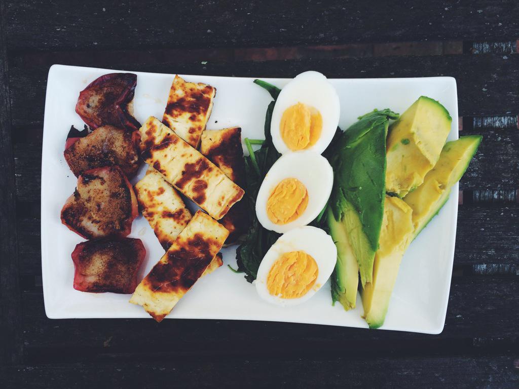 BrittaniDoherty's tweet photo. Such a good #breakfast spread. #eatrealfood http://t.co/RCHj0pYIWi
