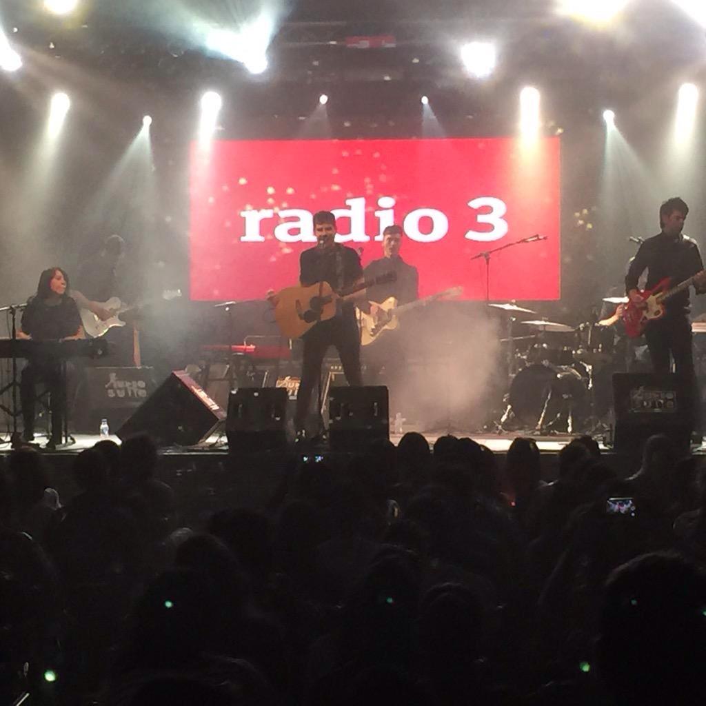 Dorian_Oficial's tweet photo. Sin palabras @radio3_rne @Turbo3r3 @carmouna @Siglo21_Radio3 y todos los presentes hoy en @ochoymedioclub y en casa! http://t.co/Ja7WPfRqZ6