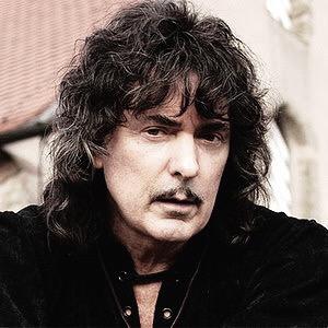    Happy birthday Mr. Ritchie Blackmore! ¡Feliz cumpleaños ! 