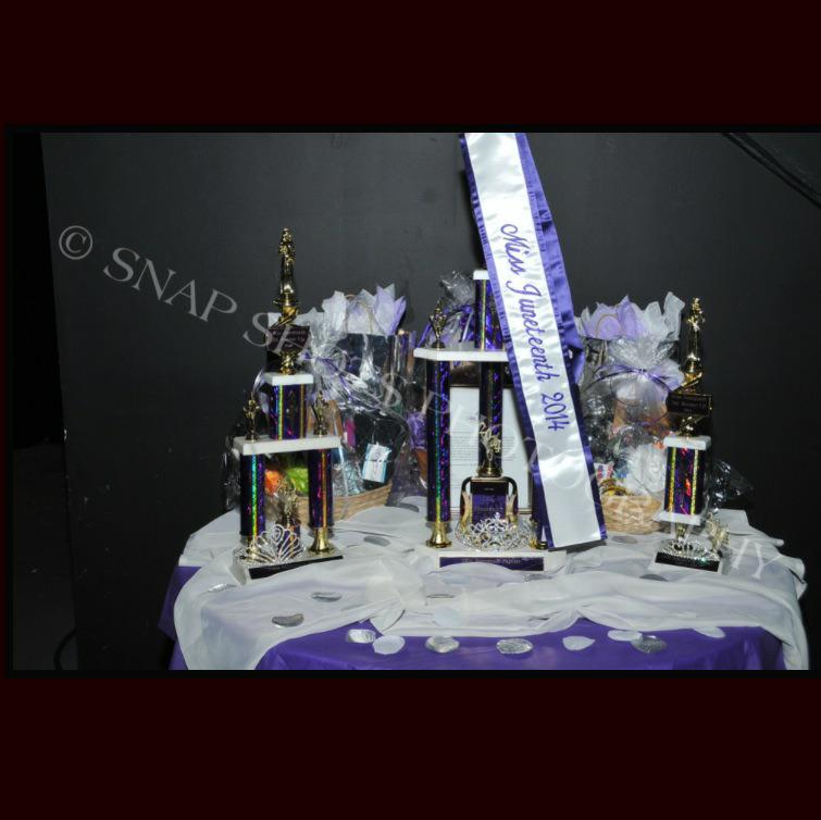 MissJuneteenth's tweet photo. Looking for the next Miss Juneteenth!!! Email: msjuneteenthdenver@gmail.com to apply. http://t.co/s9efjXpLvb