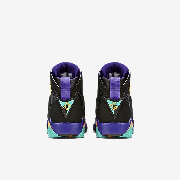 SOLELINKS's tweet image. Official Images of &quot;Lola Bunny&quot; Air Jordan 7 GS dropping on Saturday
