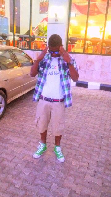 Abdulunique666's tweet photo. @maryamgarbaja jst vee who u are belived me if u smile dat will turn ur dream 'ii cam true.is nt magic trust mee http://t.co/mipoS9crrF