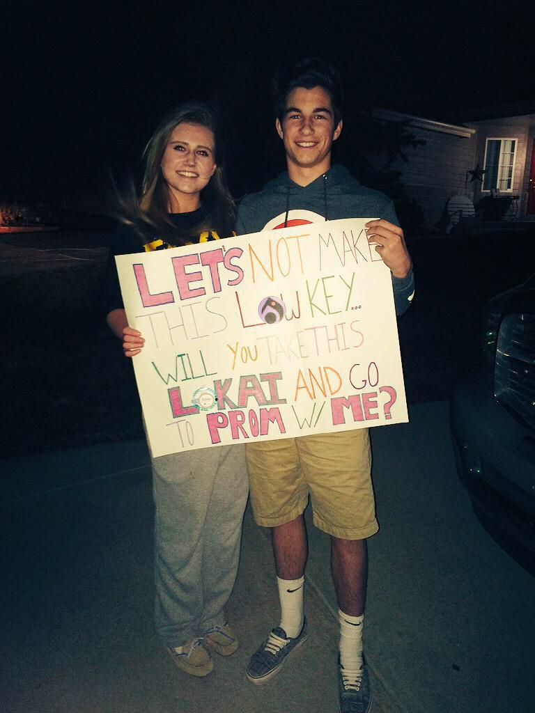 DC Promposals tweet media