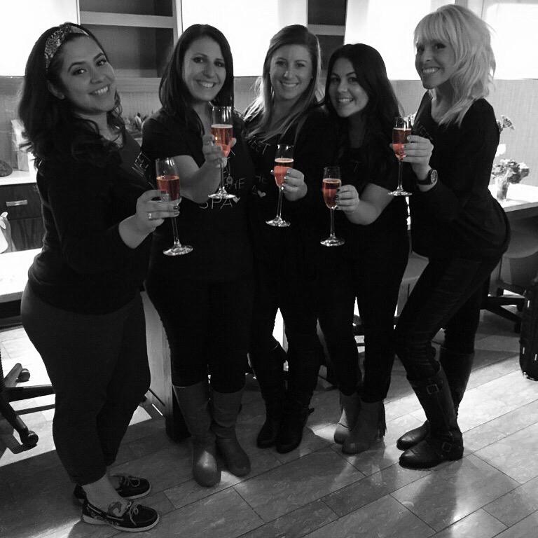 LiveLoveSpa's tweet photo. Cheers to the amazing #spa professionals in #Seattle! @HydroPeptide @ComphyCo @contentomktg @FSSeattleSpa @GetBooker http://t.co/c15Ebv9xEN