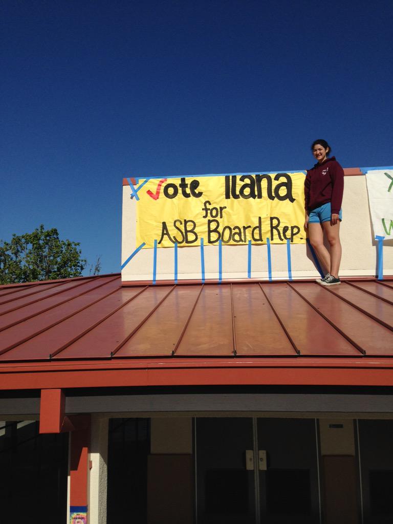 ilanafriedman98's tweet photo. Voting is officially open!! Don't forget to take the right step and vote Ilana for cabinet board rep!! http://t.co/eb5CfxJHqN