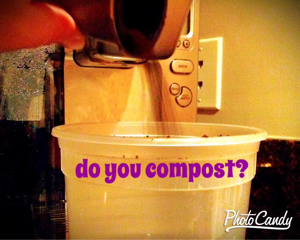 chalkingtech's tweet photo. @CRAmrswinters I just finished brewing a cup of @rookcoffee &saved the grounds 4 our #Compost bin #doyoucompost http://t.co/QSomPLgma0