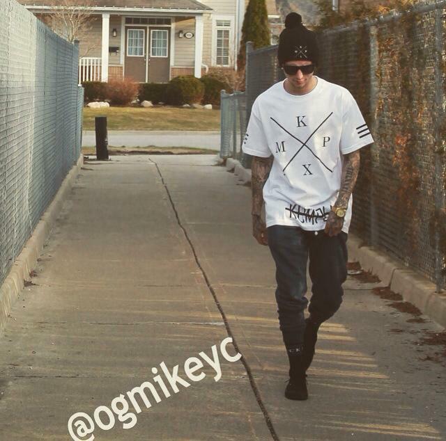 KomplexClothing's tweet photo. The homie @MikeCarroll_Jr killin that komplex swag!! 💯👌🔥 #komplexclothing #komplex #kmpx #komplexlife #komplexcomeup http://t.co/8kxTCpBTEl