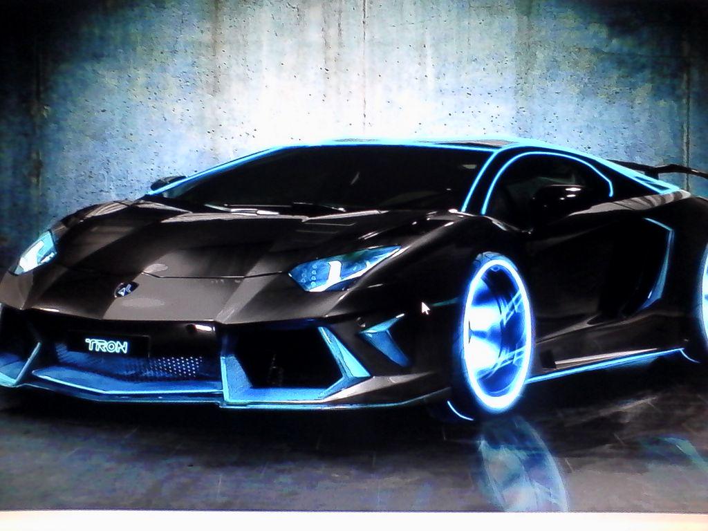 DjcLittle's tweet photo. Look at  the wheels http://t.co/lLKRO7iw6G