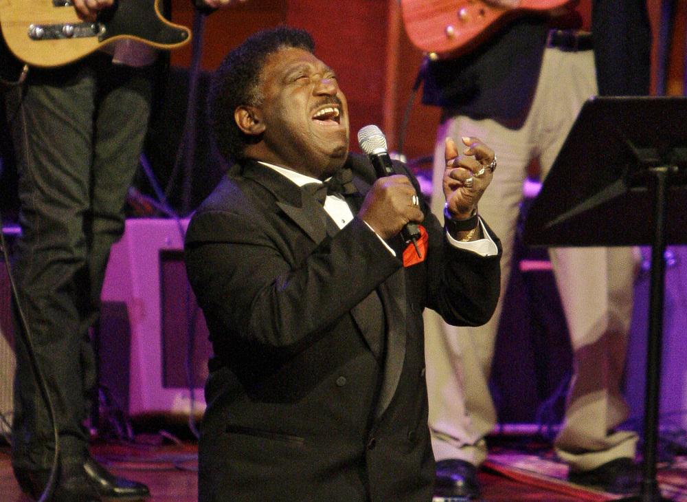 Milenio's tweet photo. Murió Percy Sledge, intérprete de When a Man Loves a Woman http://t.co/cTW50vIUdr (vía @Mileniohey) http://t.co/oVKDKmp9ds